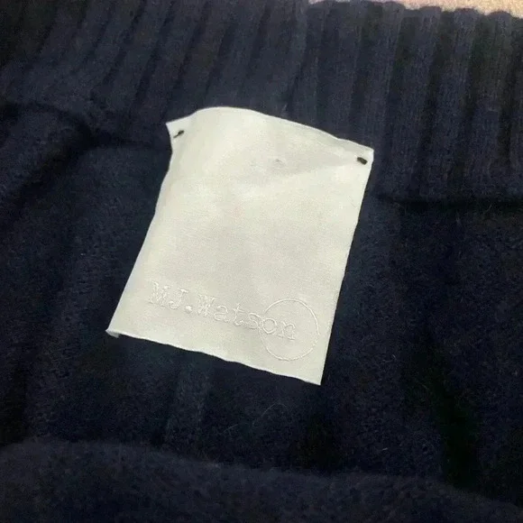 MJ. WATSON Cashmere Jogger - NAVY Size Large - Picture 4 of 15